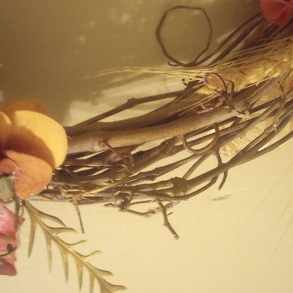 Fall artificial wreath - Picture 6 of 6